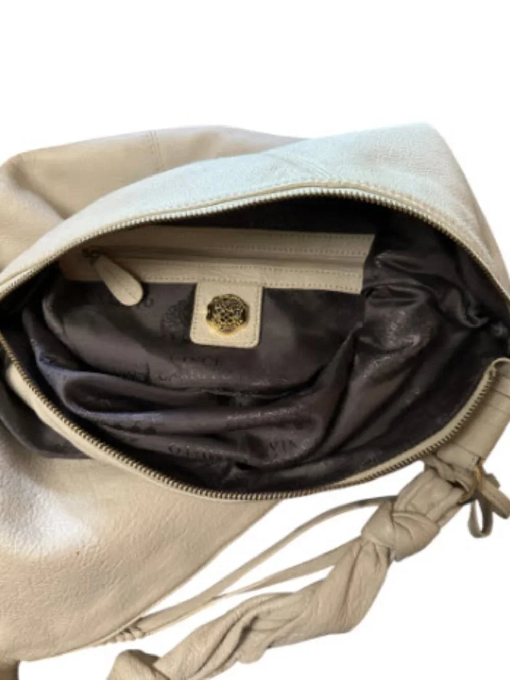 Vince Camuto Pebbled Leather Hobo Bag Ivory Gold Medallion Purse